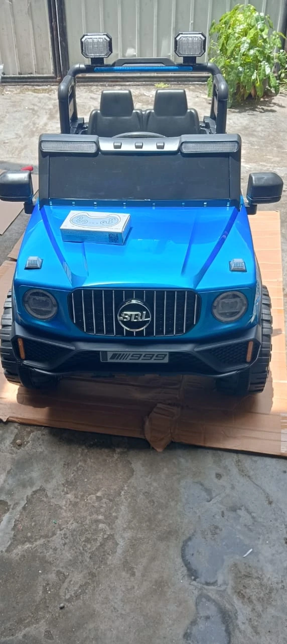 Kids Ride on Electric Toyota Jeep 4WD- paint